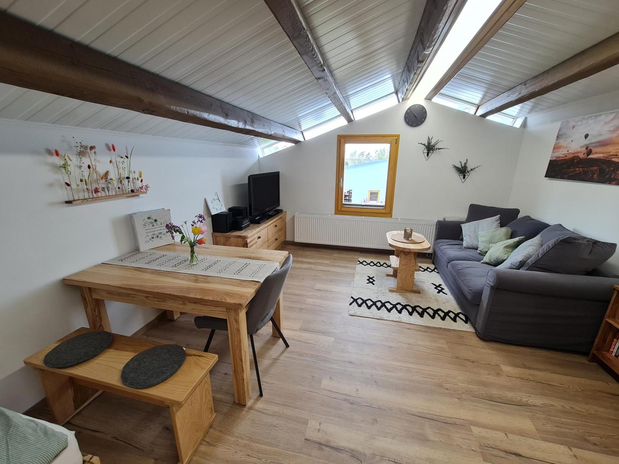 Ferienwohnung Wiesenhof Neuhof an der Zenn Luaran gambar