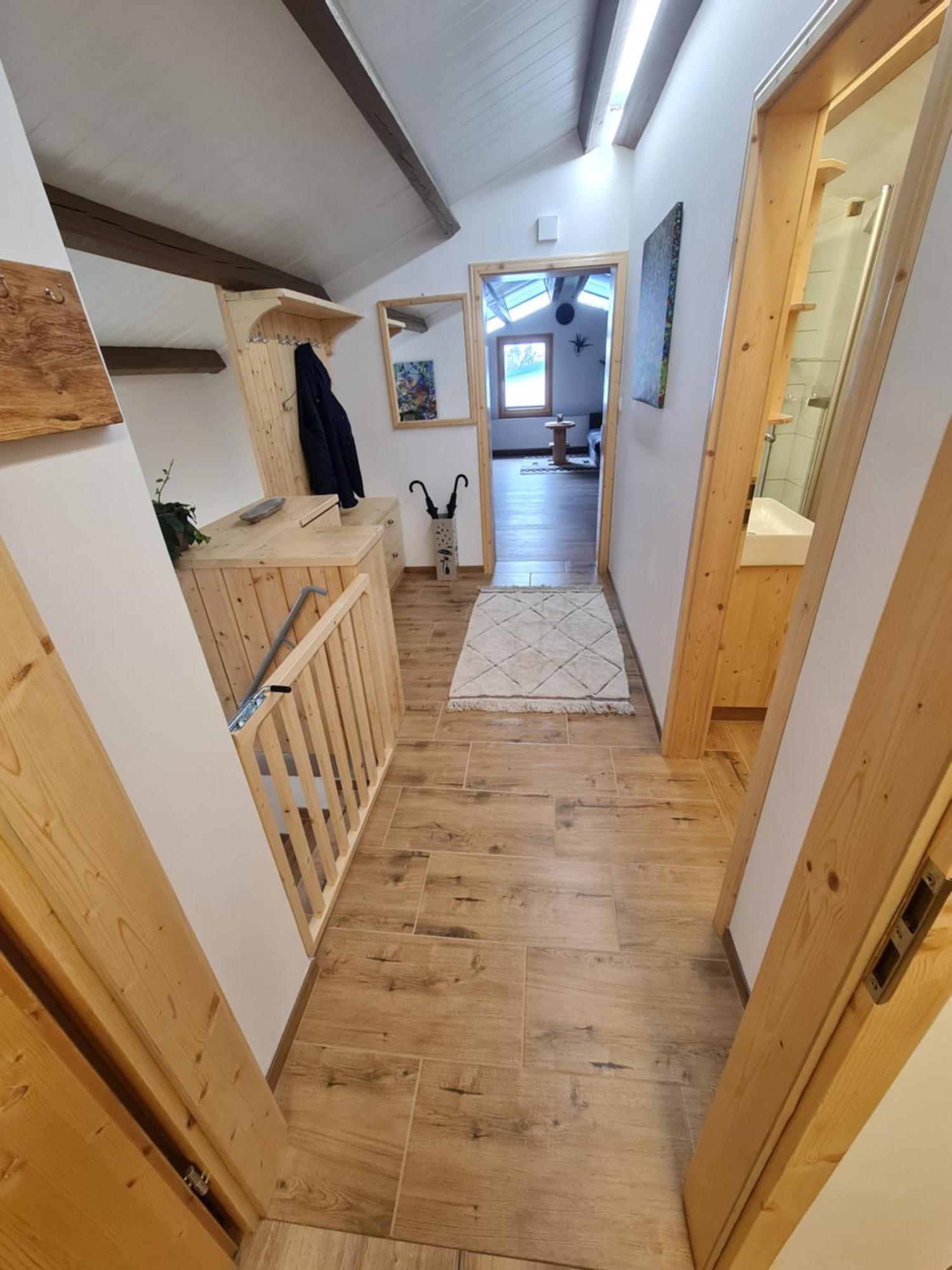 Ferienwohnung Wiesenhof Neuhof an der Zenn Luaran gambar