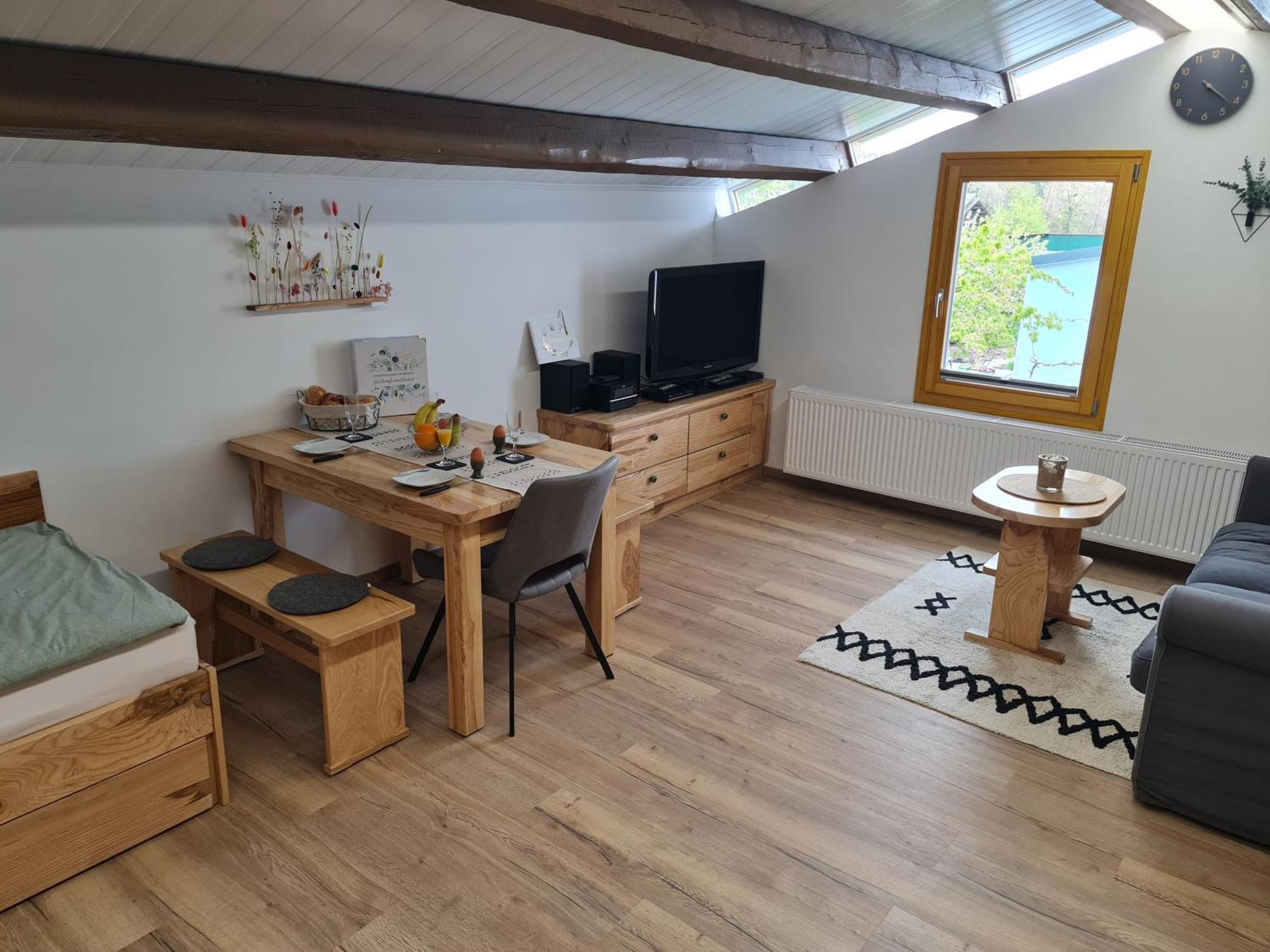 Ferienwohnung Wiesenhof Neuhof an der Zenn Luaran gambar